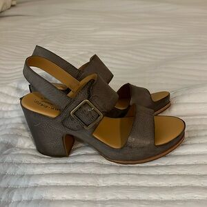Kork-ease sandals!